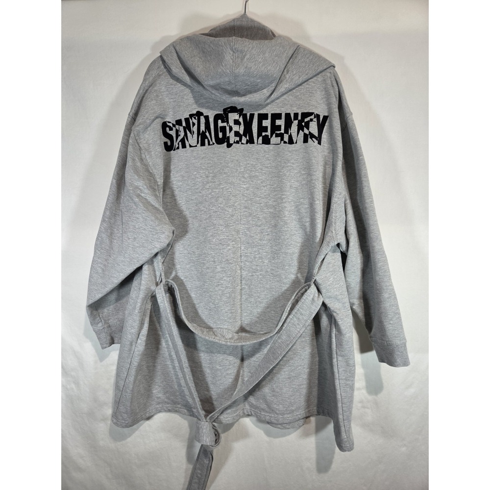 Savage X Fenty Showgirl Graphic Velvet Logo Short Robe Platinum Gray XL W Belt